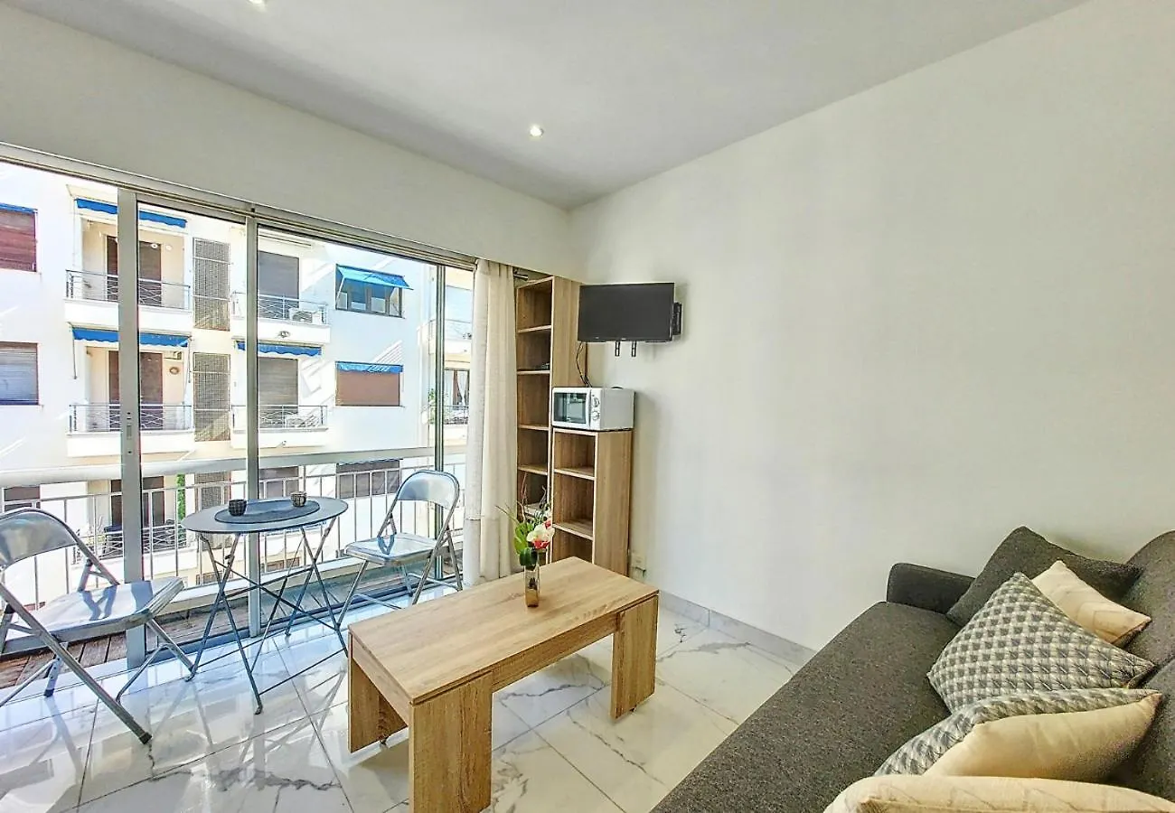 Nestor&Jeeves - Palma Beach - Proche Mer Nice Apartment