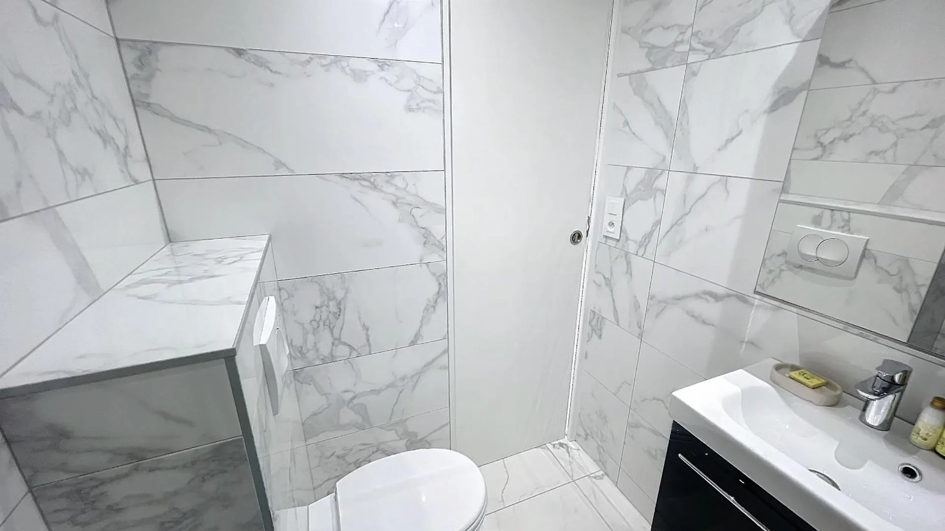 Apartment Nestor&Jeeves - Palma Beach - Proche Mer Nice